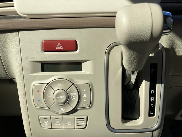 アルトラパン Ｘ　５型　ＬＥＤヘッドランプ　ナノイーＸ搭載フルオートエアコン　ＵＳＢソケット　運転席・助手席シートヒーター　全面ＵＶカットガラス　オートライト（13枚目）