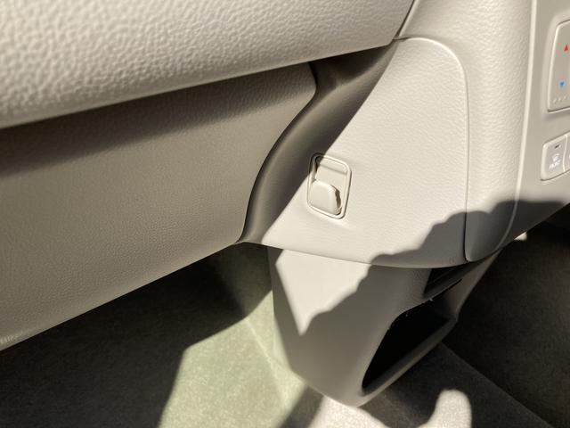 アルトラパン Ｘ　５型　ＬＥＤヘッドランプ　ナノイーＸ搭載フルオートエアコン　ＵＳＢソケット　運転席・助手席シートヒーター　全面ＵＶカットガラス　オートライト（22枚目）