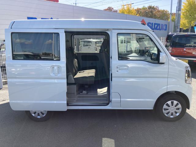 エブリイ ＪＯＩＮ　６型　　ディスプレイオーディオ　バックカメラ　デュアルカメラブレーキサポート　ＬＥＤヘッドランプ　運転席シートヒーター　キーレスプッシュスタート　スライドドアクローザー（9枚目）