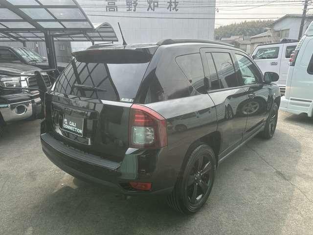 ジープ・コンパス アルティチュード　スポーツ　禁煙　ＥＴＣ　キーレス　ルーフレール　純正１７ＡＷ（6枚目）