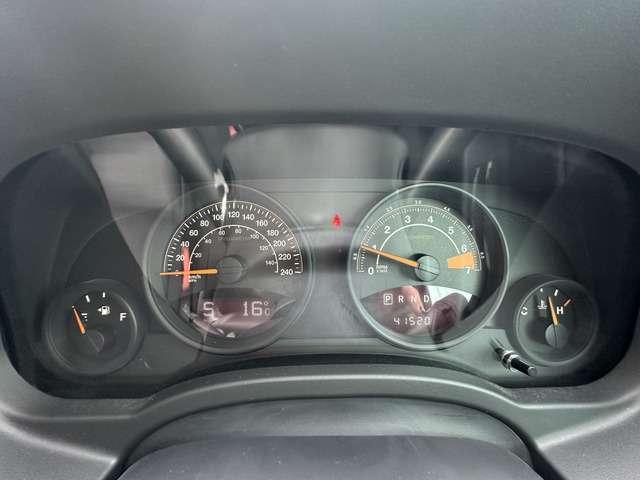 ジープ・コンパス アルティチュード　スポーツ　禁煙　ＥＴＣ　キーレス　ルーフレール　純正１７ＡＷ（21枚目）