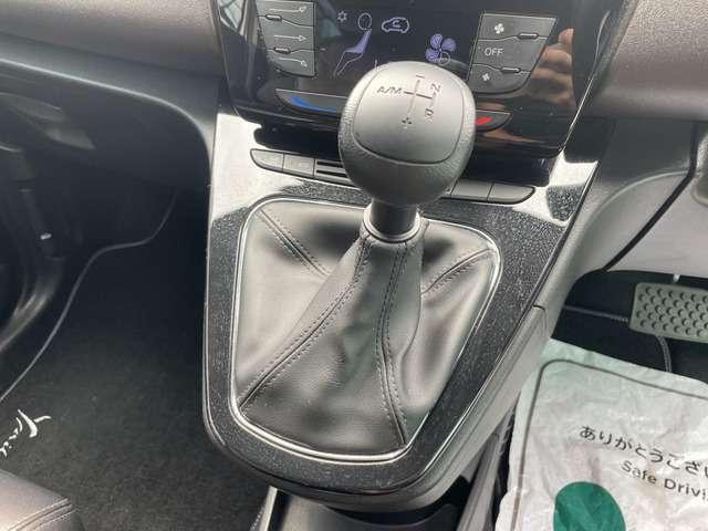 クライスラー・イプシロン プラチナ　禁煙　アイスト　ハーフレザー　Ｐセンサー（24枚目）