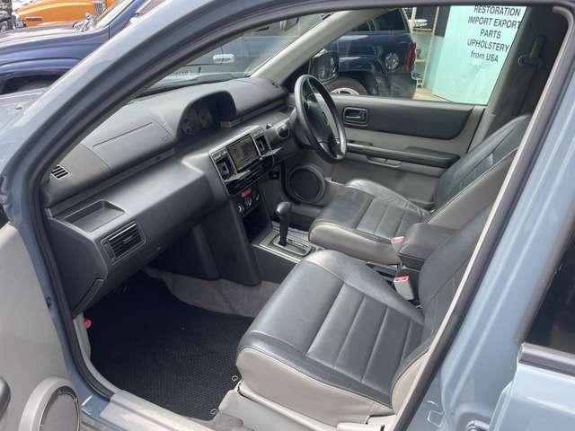 エクストレイル Ｓｔ　禁煙　全塗装済　フルセグＴＶ　Ｂカメ　ＨＩＤヘッド（17枚目）