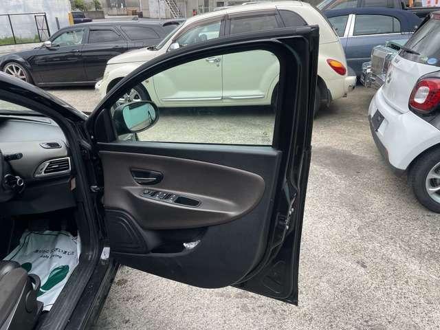 クライスラー・イプシロン プラチナ　禁煙　アイスト　ＥＴＣ　フルセグ　Ｐセンサー（11枚目）