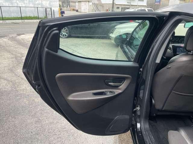 クライスラー・イプシロン プラチナ　禁煙　アイスト　ＥＴＣ　フルセグ　Ｐセンサー（16枚目）