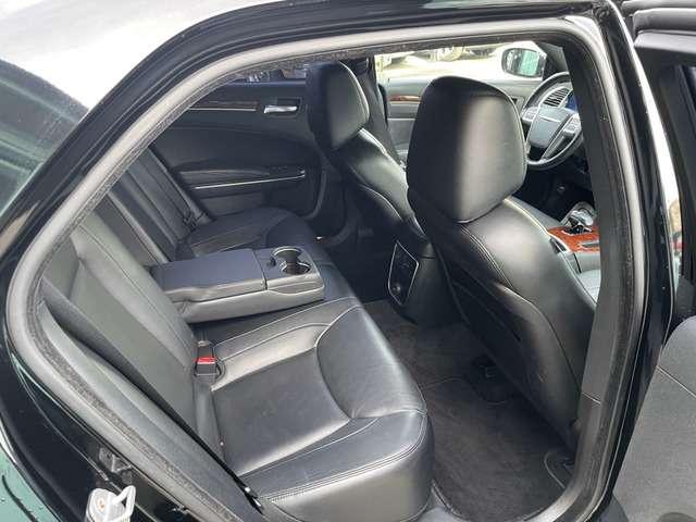 クライスラー・３００ ３００リミテッド　禁煙　　左ハンドル　Ｂカメ　スマキー　ＨＩＤ　ＥＴＣ（15枚目）