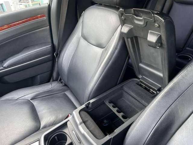 クライスラー・３００ ３００リミテッド　禁煙　　左ハンドル　Ｂカメ　スマキー　ＨＩＤ　ＥＴＣ（27枚目）