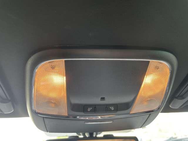 クライスラー・３００ ３００リミテッド　禁煙　　左ハンドル　Ｂカメ　スマキー　ＨＩＤ　ＥＴＣ（28枚目）