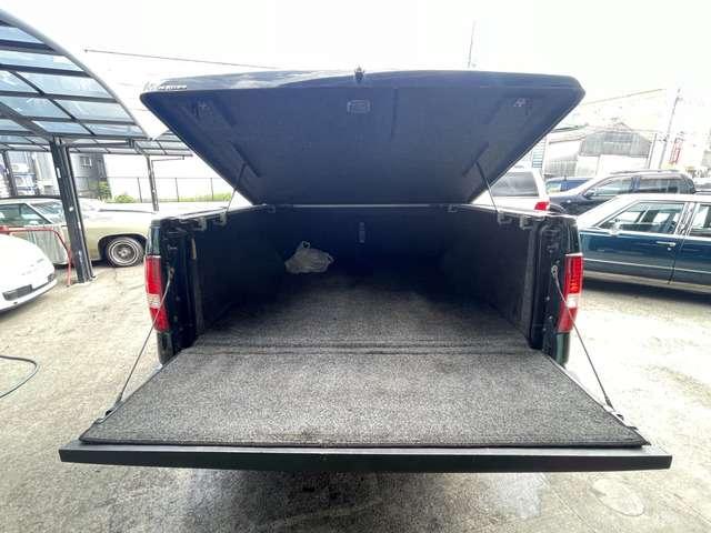 リンカーン・マークＬＴ 　禁煙　ＥＴＣ　フルセグ　Ｂカメ　２０ＡＷ　サンルーフ（15枚目）