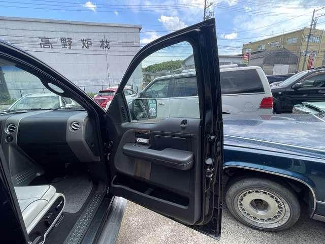 リンカーン・マークＬＴ 　禁煙　ＥＴＣ　フルセグ　Ｂカメ　２０ＡＷ　サンルーフ（19枚目）