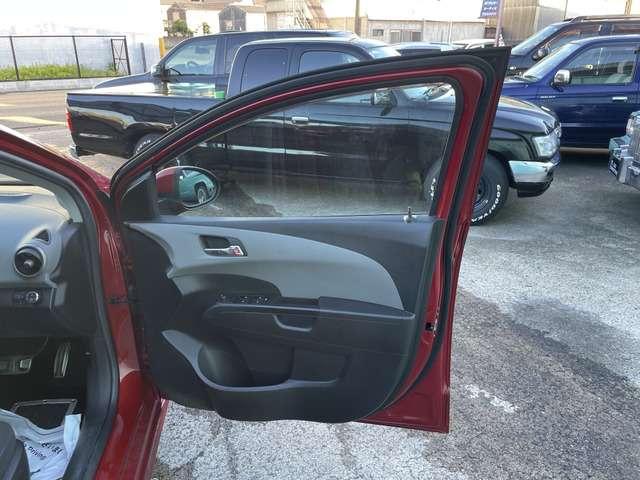 シボレーソニック スポーツライン　禁煙　専用デカール＆１７ＡＷ　ＥＴＣ　Ｂカメ（11枚目）