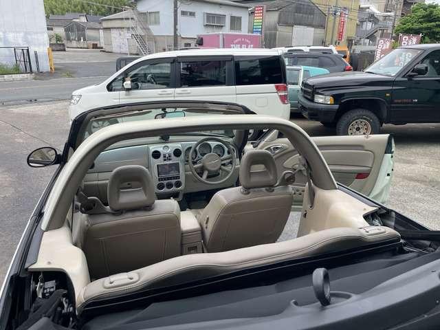 クライスラー・ＰＴクルーザーカブリオ リミテッド　禁煙　ＥＴＣ　フルセグ　シートヒーター　１６ＡＷ（29枚目）