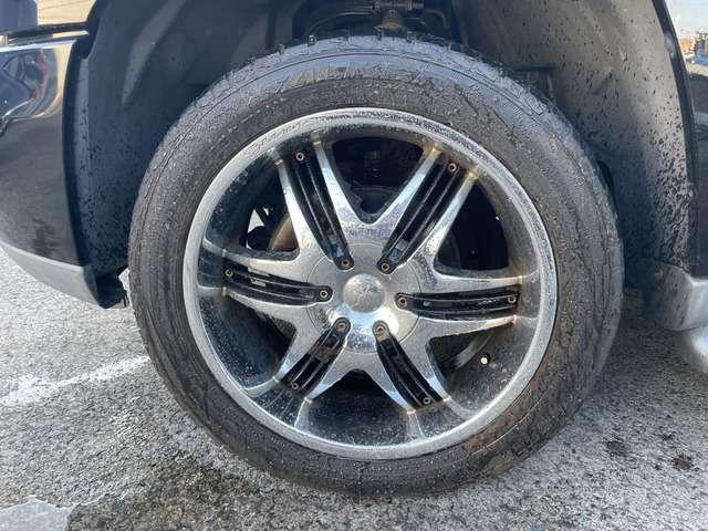 シボレートレイルブレイザー ＬＴＺ　サンルーフ装着車　４ＷＤ　ＥＴＣ　レザーシート　ＬＥＤヘッド　サンルーフ（43枚目）