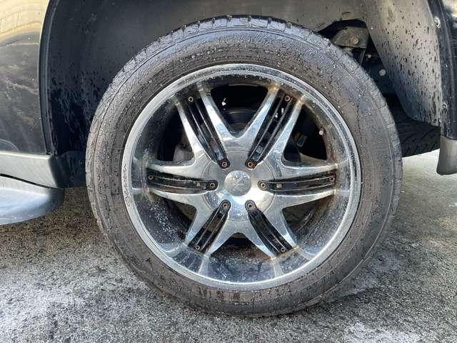 シボレートレイルブレイザー ＬＴＺ　サンルーフ装着車　４ＷＤ　ＥＴＣ　レザーシート　ＬＥＤヘッド　サンルーフ（44枚目）