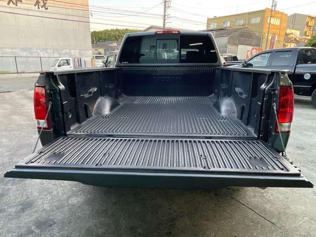 タイタン キングキャブＳＥ　社外グリル／ステップ　ＥＴＣ　１７ＡＷ　Ｂカメ（14枚目）