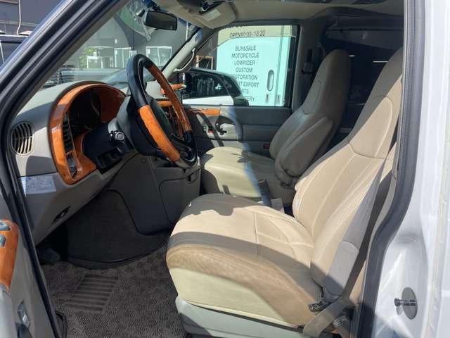 シボレーアストロ ＬＳ　２ＷＤ　ＥＴＣ　Ｂカメ　ドラレコ　１５ＡＷ　ＨＩＤヘッド（10枚目）