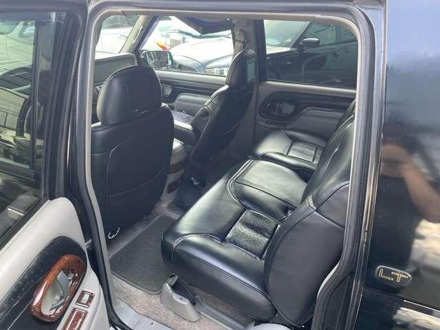 シボレーサバーバン １５００　５．７　Ｖ８　ＥＴＣ　Ｂカメ　社外マフラー　ローダウン（11枚目）