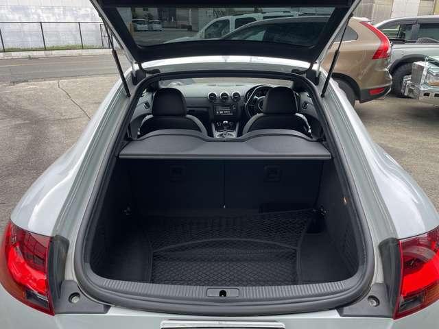 ＴＴクーペ クーペ　１．８　ＴＦＳＩ　Ｓラインパッケージ　禁煙　Ｂカメ　ＥＴＣ　ＨＩＩＤヘッド　Ｆ／Ｒフォグ　１８ＡＷ（12枚目）