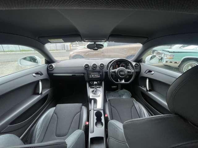 ＴＴクーペ クーペ　１．８　ＴＦＳＩ　Ｓラインパッケージ　禁煙　Ｂカメ　ＥＴＣ　ＨＩＩＤヘッド　Ｆ／Ｒフォグ　１８ＡＷ（26枚目）