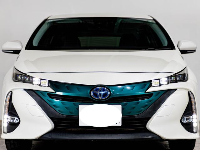 プリウスPHV Sナビパッケージ シートカバー 革巻きハンドル ドリンクホルダー 純正ホイール 純正ナビ ステアリングヒーター バックカメラ LEDヘッドライト 純正流用16インチホイール(11枚目)