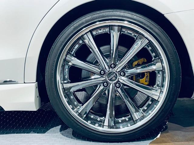 Ｓ５５０ロング　Ｓ６５前後バンパー／ｗｅｎｄｓ２１ＡＷ／全席シートＨ／エイムゲインステップ／可変バルブ付社外マフラー／ブルメスターサウンド／シートクーラーソフトクローズドア／サンルーフ／ローダウン／テレビキャンセラー(28枚目)