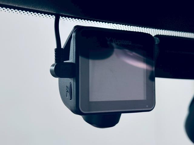 MINI クーパSコンバチブルプレミアムプラスPクラシクトリム ユニオンジャックトップ/ブラックエクステリア/ブラックレザーシート/純正オプション18AW/シートヒーター/Apple CarPlay/UJテールライト/前後センサー/バックカメラ/ミラーETC(45枚目)