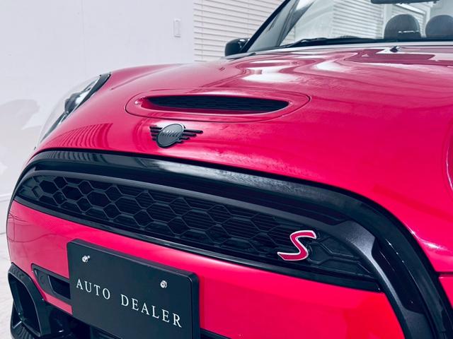 MINI クーパSコンバチブルプレミアムプラスPクラシクトリム ユニオンジャックトップ/ブラックエクステリア/ブラックレザーシート/純正オプション18AW/シートヒーター/Apple CarPlay/UJテールライト/前後センサー/バックカメラ/ミラーETC(53枚目)