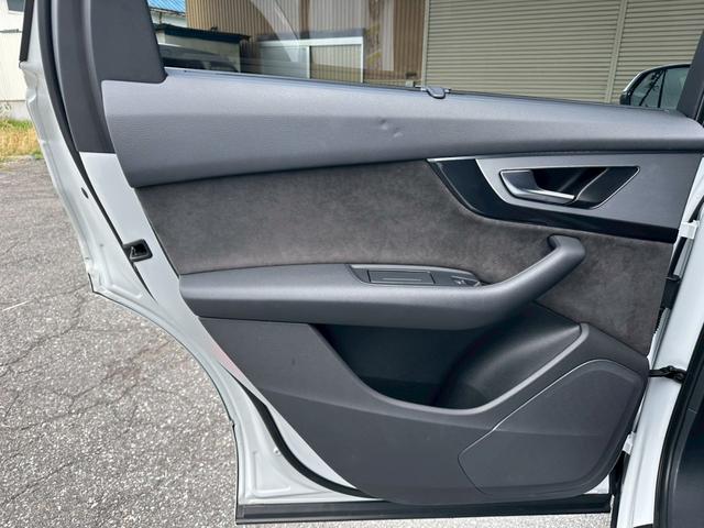 Q7 3.0TFSIクワトロ SラインPKG/アダプティブエアサス/前後シートヒーター/三列目シート/メモリー機能付きパワーシート/4ゾーンエアコン/マトリクスLED/21インチOPAW/ACC/黒革/トラフィックカメラ(26枚目)