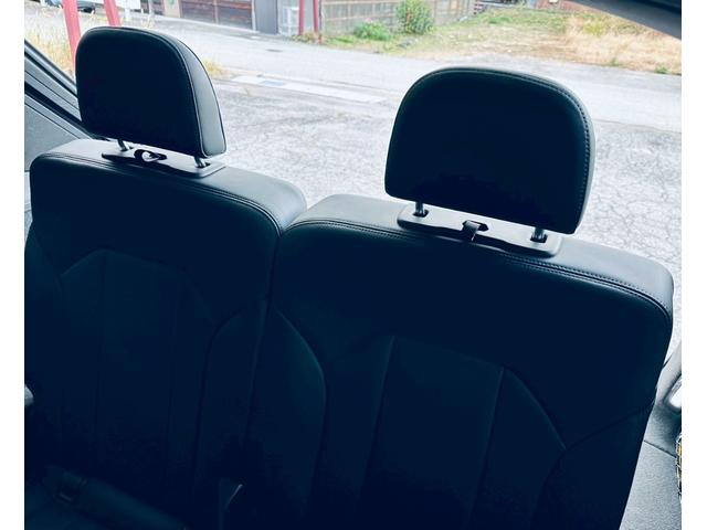 Q7 3.0TFSIクワトロ SラインPKG/アダプティブエアサス/前後シートヒーター/三列目シート/メモリー機能付きパワーシート/4ゾーンエアコン/マトリクスLED/21インチOPAW/ACC/黒革/トラフィックカメラ(27枚目)