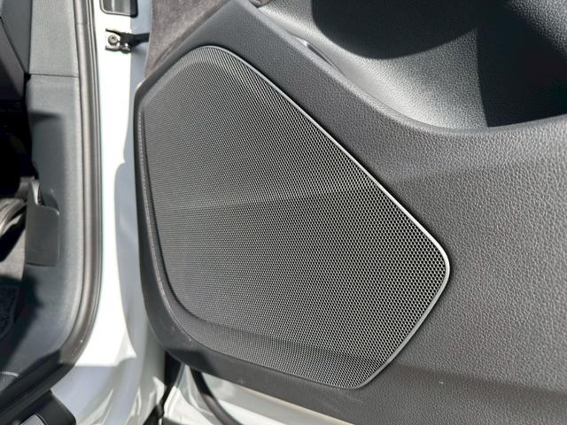 Q7 3.0TFSIクワトロ SラインPKG/アダプティブエアサス/前後シートヒーター/三列目シート/メモリー機能付きパワーシート/4ゾーンエアコン/マトリクスLED/21インチOPAW/ACC/黒革/トラフィックカメラ(40枚目)