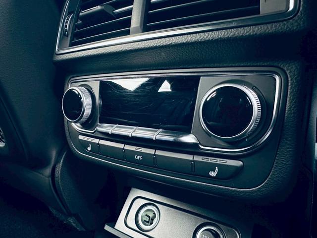 Q7 3.0TFSIクワトロ SラインPKG/アダプティブエアサス/前後シートヒーター/三列目シート/メモリー機能付きパワーシート/4ゾーンエアコン/マトリクスLED/21インチOPAW/ACC/黒革/トラフィックカメラ(54枚目)