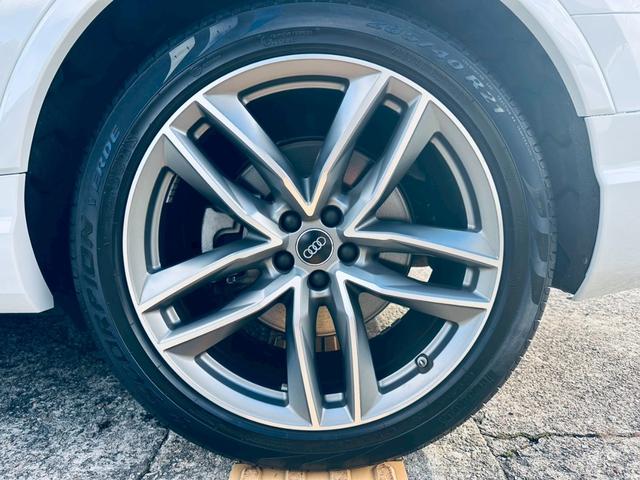 Q7 3.0TFSIクワトロ SラインPKG/アダプティブエアサス/前後シートヒーター/三列目シート/メモリー機能付きパワーシート/4ゾーンエアコン/マトリクスLED/21インチOPAW/ACC/黒革/トラフィックカメラ(77枚目)