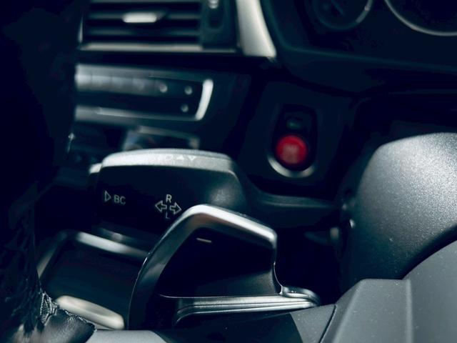 ３シリーズ ３２０ｄブルーパフォーマンス　Ｍスポーツ　ディーゼル／Ｈａｍａｎ　Ｋａｒｄｏｎ／カーボン調フロントエアロ／カーボン調リアスポ／Ｍパフォーマンステールランプ／Ｍパフォーマンス　サイドエアロ／Ｂカメラ／レーダー探知機／Ｂｌｕｅｔｏｏｔｈ／ＥＴＣ（50枚目）