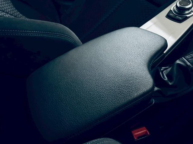 ３シリーズ ３２０ｄブルーパフォーマンス　Ｍスポーツ　ディーゼル／Ｈａｍａｎ　Ｋａｒｄｏｎ／カーボン調フロントエアロ／カーボン調リアスポ／Ｍパフォーマンステールランプ／Ｍパフォーマンス　サイドエアロ／Ｂカメラ／レーダー探知機／Ｂｌｕｅｔｏｏｔｈ／ＥＴＣ（62枚目）