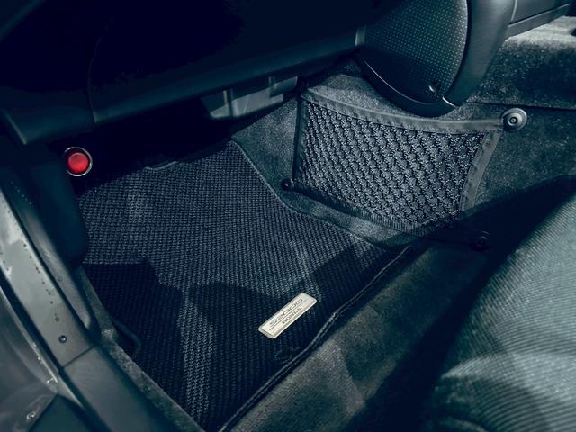 S2000 タイプV H16年〜R6年記録簿13枚/前期/禁煙車/Defi追加メーター 油温水温/タイプS純正フロントリップ/タイプS純正リアウイング/MOMOステ/ワークスベルクイックリリース/純正16インチAW/ETC(70枚目)