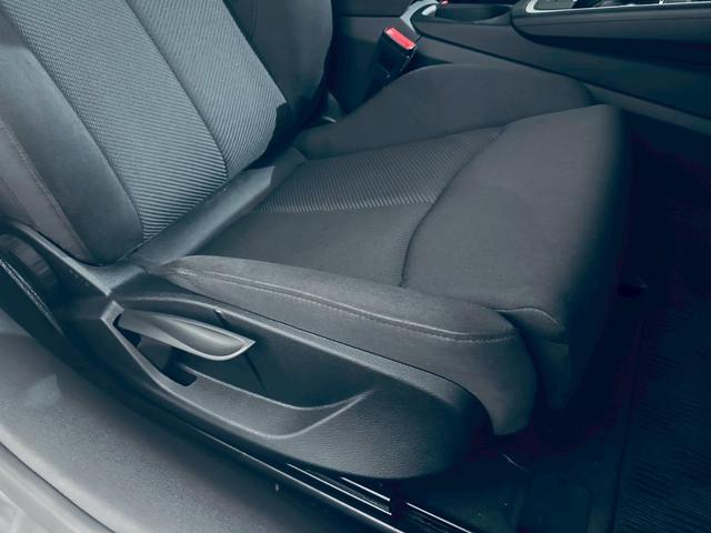 ＴＴクーペ ４０ＴＦＳＩ　新車保障継承／１オナ／シートヒーター／クルコン／ＡＡＣ／ドラレコ／バックモニター／１９インチＡＷ／オートライト／ＥＴＣ／レインセンサー／レーンキープアシスト／可変リアスポ／シーケンシャルウィンカー（13枚目）