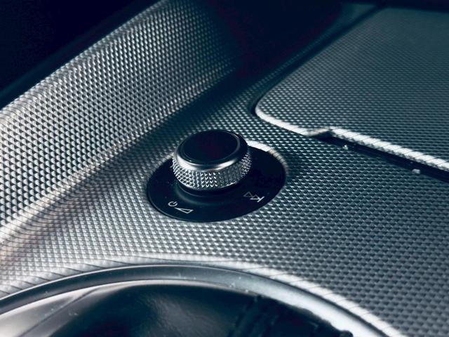 ＴＴクーペ ４０ＴＦＳＩ　新車保障継承／１オナ／シートヒーター／クルコン／ＡＡＣ／ドラレコ／バックモニター／１９インチＡＷ／オートライト／ＥＴＣ／レインセンサー／レーンキープアシスト／可変リアスポ／シーケンシャルウィンカー（51枚目）