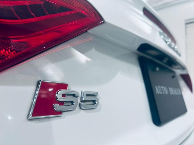 【納車後】弊社は納車後のアフターサービスに力を入れております。中古車は、買った後の心配がつきものだと思います。遠方の方でも安心していただけるよう、お近くの整備工場を紹介させていただきます。【整備】