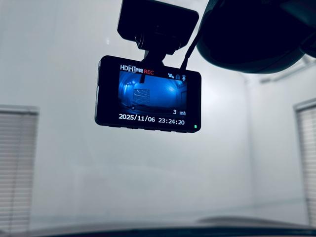 カイエン ベースグレード　サンルーフ／ベージュ内装／シートヒーター／パワーシート／ＥＴＣ／ドラレコ／スペアキー／純正１８インチＡＷ／フォグランプ／バックモニター／ＣＡＲＲＯＺＺＥＲＩＡナビ／Ｂｌｕｅｔｏｏｔｈ接続／ＭＴモード付（36枚目）