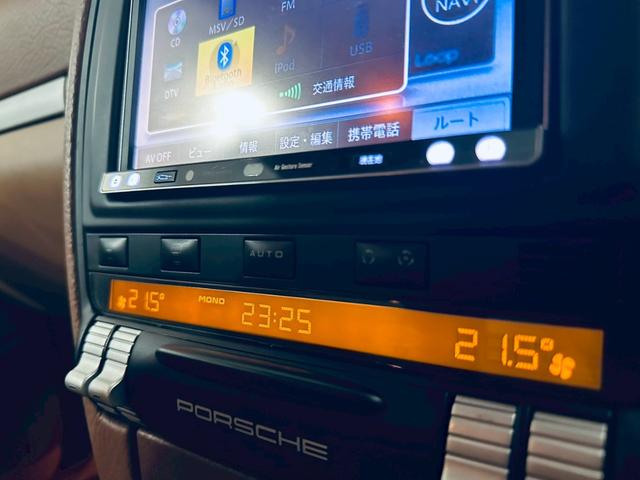 カイエン ベースグレード　サンルーフ／ベージュ内装／シートヒーター／パワーシート／ＥＴＣ／ドラレコ／スペアキー／純正１８インチＡＷ／フォグランプ／バックモニター／ＣＡＲＲＯＺＺＥＲＩＡナビ／Ｂｌｕｅｔｏｏｔｈ接続／ＭＴモード付（45枚目）