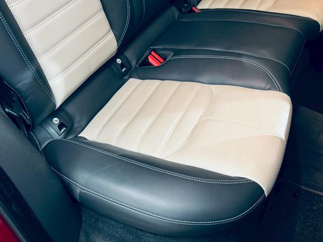 レンジローバーイヴォーク ＨＳＥダイナミック　ブラックデザインパック／アドバンスドドライバーアシスタンス／アイボリー・ルナコンビレザー／パノラマルーフ／シートヒーター・ベンチレーション／レーンデパーチャーワーニング／ＡＣＣ／３６０°モニター（22枚目）