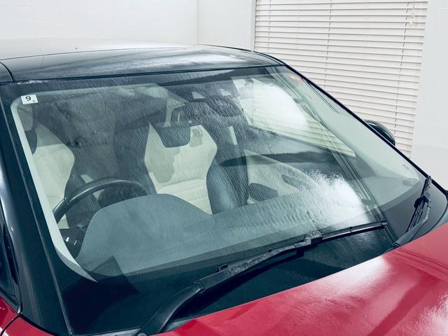 レンジローバーイヴォーク ＨＳＥダイナミック　ブラックデザインパック／アドバンスドドライバーアシスタンス／アイボリー・ルナコンビレザー／パノラマルーフ／シートヒーター・ベンチレーション／レーンデパーチャーワーニング／ＡＣＣ／３６０°モニター（27枚目）