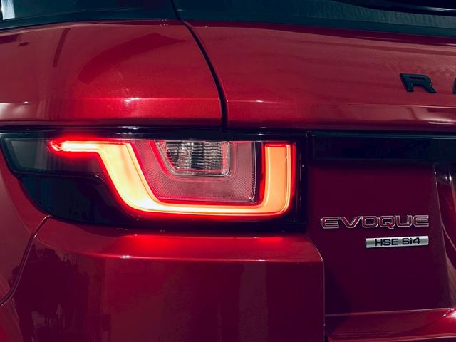 レンジローバーイヴォーク ＨＳＥダイナミック　ブラックデザインパック／アドバンスドドライバーアシスタンス／アイボリー・ルナコンビレザー／パノラマルーフ／シートヒーター・ベンチレーション／レーンデパーチャーワーニング／ＡＣＣ／３６０°モニター（42枚目）