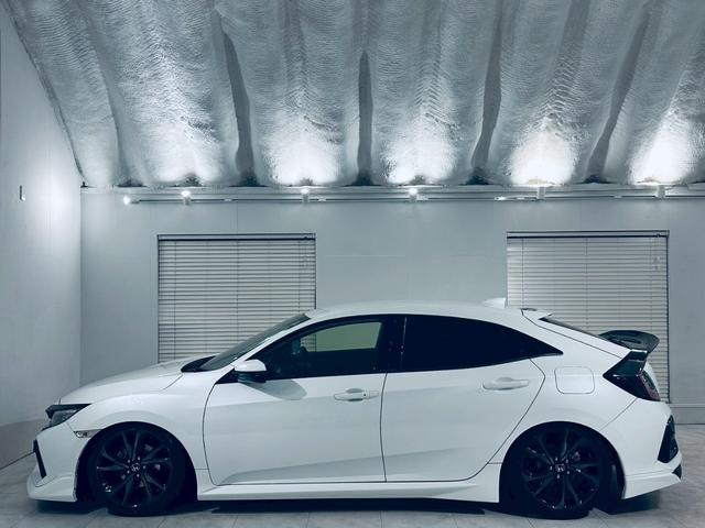 シビック 大阪JDM車高調/ 無限ブレーキホース/無限ローター/CUSCO パワーブレース センター/HKS エアクリーナー/APEXI マフラー/無限クイックシフター/社外ナビ(10枚目)