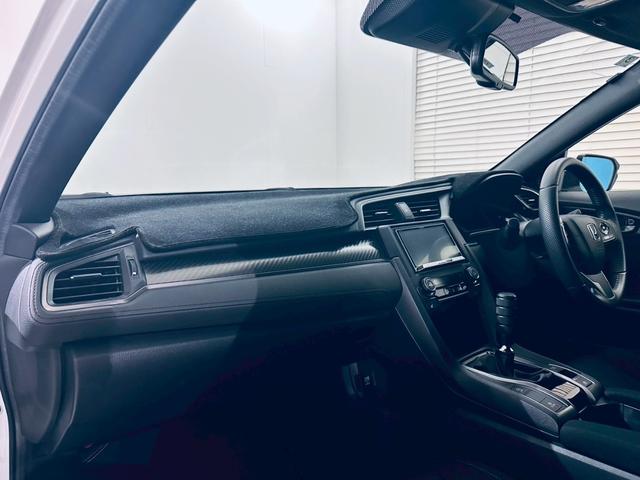 シビック 大阪JDM車高調/ 無限ブレーキホース/無限ローター/CUSCO パワーブレース センター/HKS エアクリーナー/APEXI マフラー/無限クイックシフター/社外ナビ(15枚目)