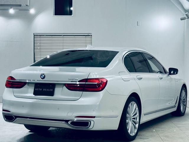 ７シリーズ ７４０ｉ　エクセレンス　電動ＳＲ／ＡＣＣ／ＨＵＤ／ディスプレイキー／セルフレベリング機能付エアサス／ドライビングアシストプラス／／ソフトクローズ／衝突・被害軽減ブレーキ／シートＨ・ベンチレーション／Ｂカメラ／ＥＴＣ／ドラレコ（8枚目）