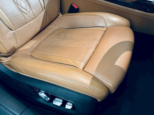 ７シリーズ ７４０ｉ　エクセレンス　電動ＳＲ／ＡＣＣ／ＨＵＤ／ディスプレイキー／セルフレベリング機能付エアサス／ドライビングアシストプラス／／ソフトクローズ／衝突・被害軽減ブレーキ／シートＨ・ベンチレーション／Ｂカメラ／ＥＴＣ／ドラレコ（15枚目）
