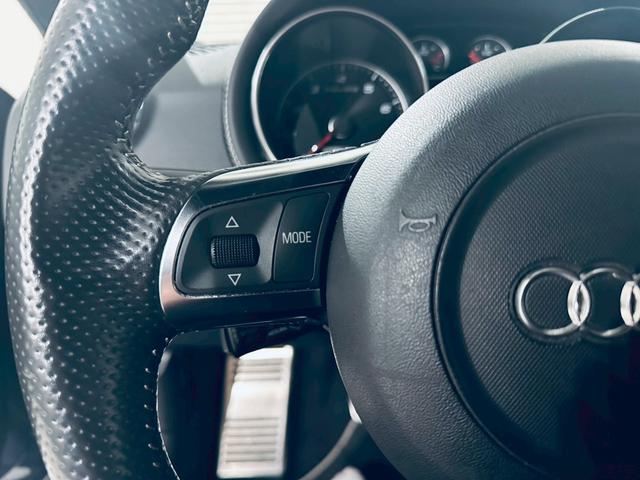 ＴＴ ＲＳクーペ ベースグレード　左ハンドル／純正６ＭＴ／アラゴスタ車高調／ＲＡＹＳ１９インチＡＷ／セミバケシート／シートヒーター／ＭＩＬＬＴＥＫマフラー／ＡＡＣ／オートライト／ＥＴＣ／純正ナビ／Ｂｌｕｅｔｏｏｔｈ接続／クルコン（27枚目）