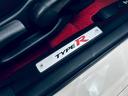 【納車後】弊社は納車後のアフターサービスに力を入れております。中古車は、買った後の心配がつきものだと思います。遠方の方でも安心していただけるよう、お近くの整備工場を紹介させていただきます。【整備】