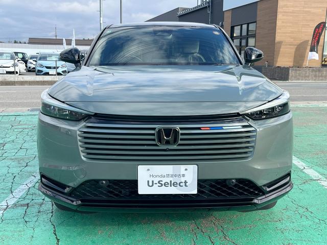 ヴェゼル ｅ：ＨＥＶＺ・ＰＬａＹパッケージ　４ＷＤ　ホンダセンシング　純正コネクトディスプレーナビ　フルセグＴＶ　ブルートゥース　ＵＳＢ　マルチカメラ　ＥＴＣ２．０　パワーテールゲート　ＬＥＤヘッドライト　ガラスルーフ　当店試乗車アップ車両（2枚目）